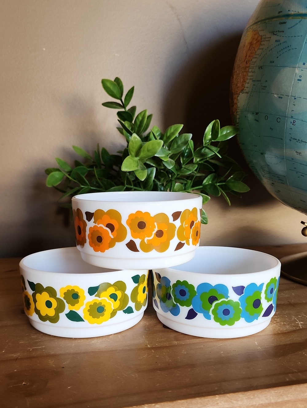 Vintage Arcopal France Lotus Ramekins - Set of 3 | Retro 1970s Flower Power 4”